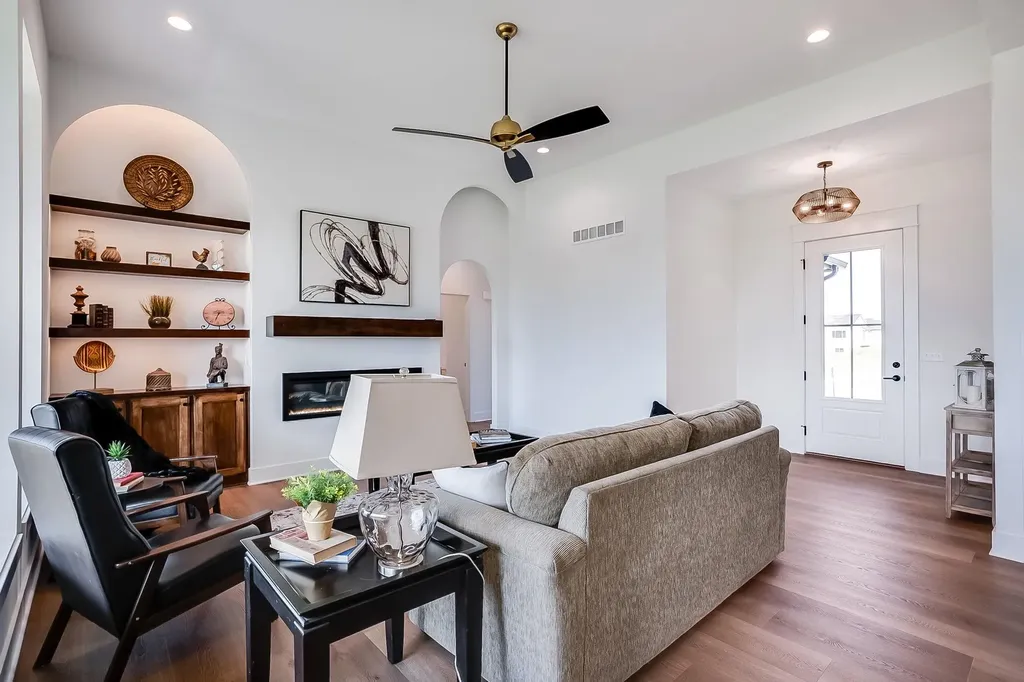 280 S Wellcrest Court Wichita KS 67052