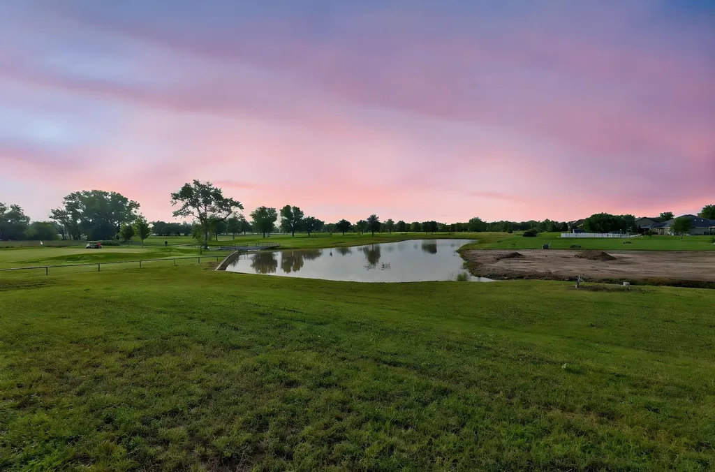 1436 N Lake Road Cheney KS 67025