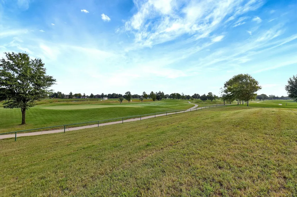 1436 N Lake Road Cheney KS 67025