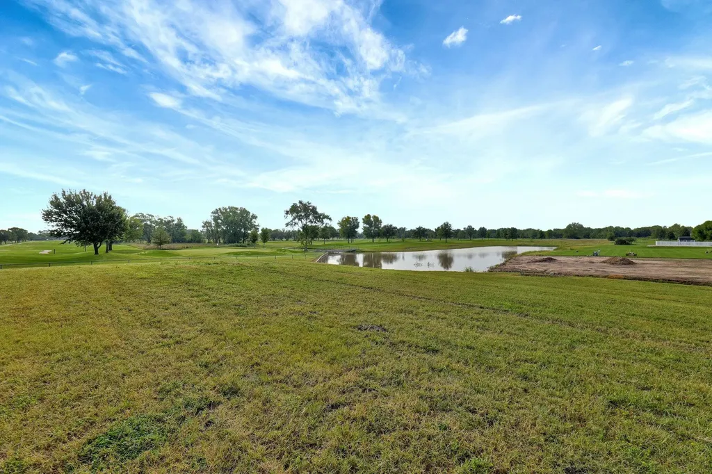 1436 N Lake Road Cheney KS 67025