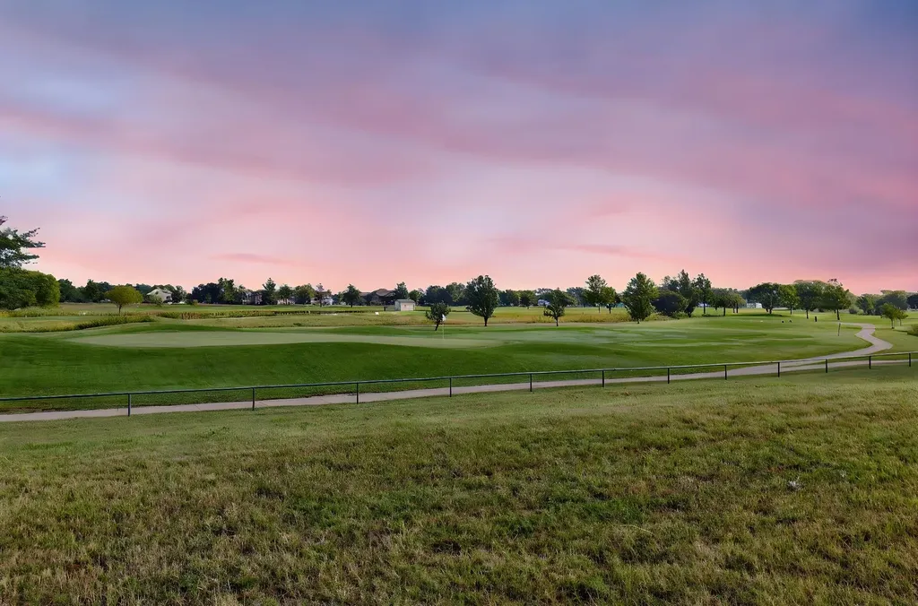 1436 N Lake Road Cheney KS 67025