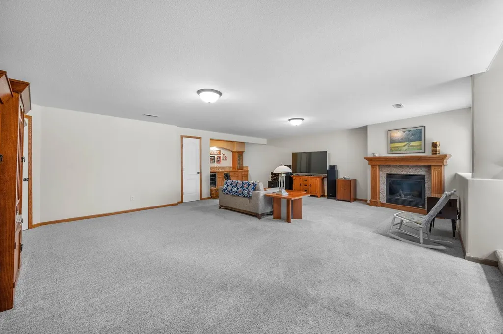 438 S Fawnwood Street Wichita KS 67235