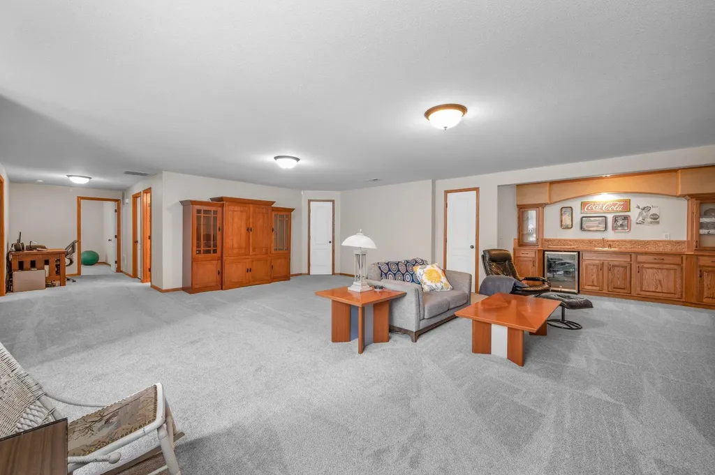 438 S Fawnwood Street Wichita KS 67235