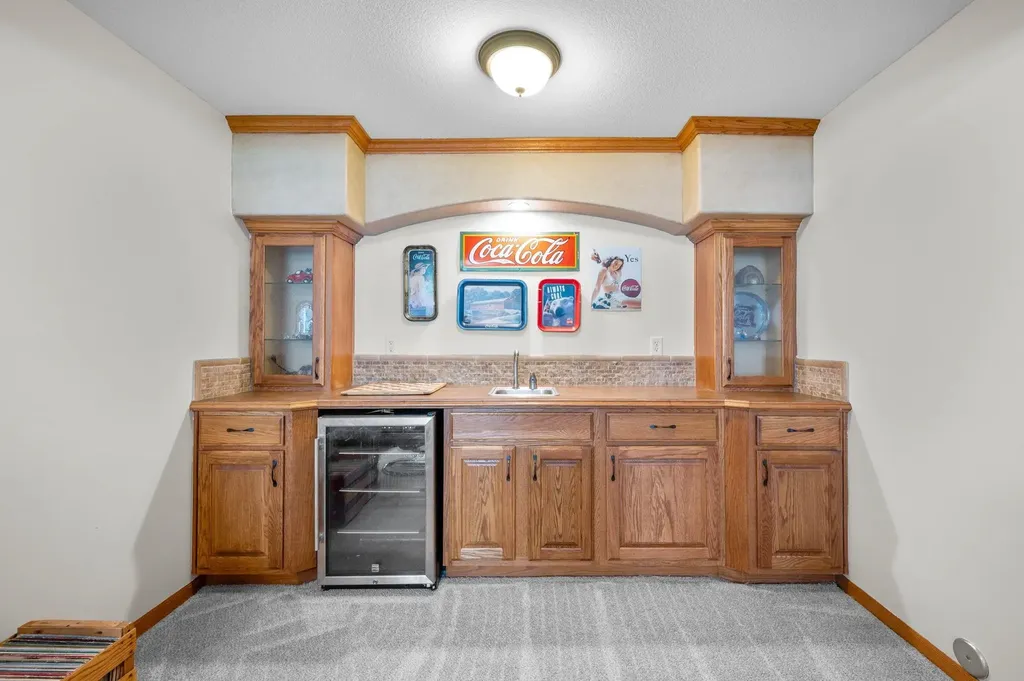 438 S Fawnwood Street Wichita KS 67235
