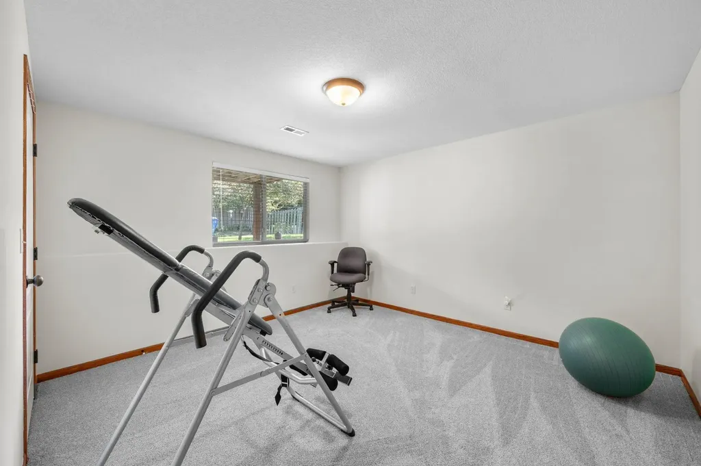 438 S Fawnwood Street Wichita KS 67235