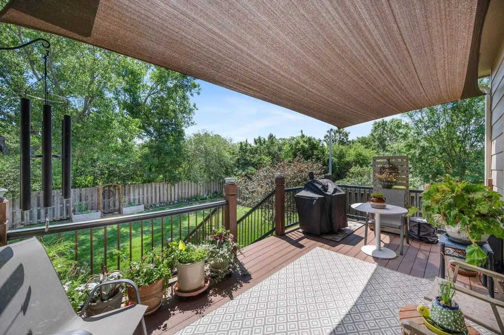 438 S Fawnwood Street Wichita KS 67235