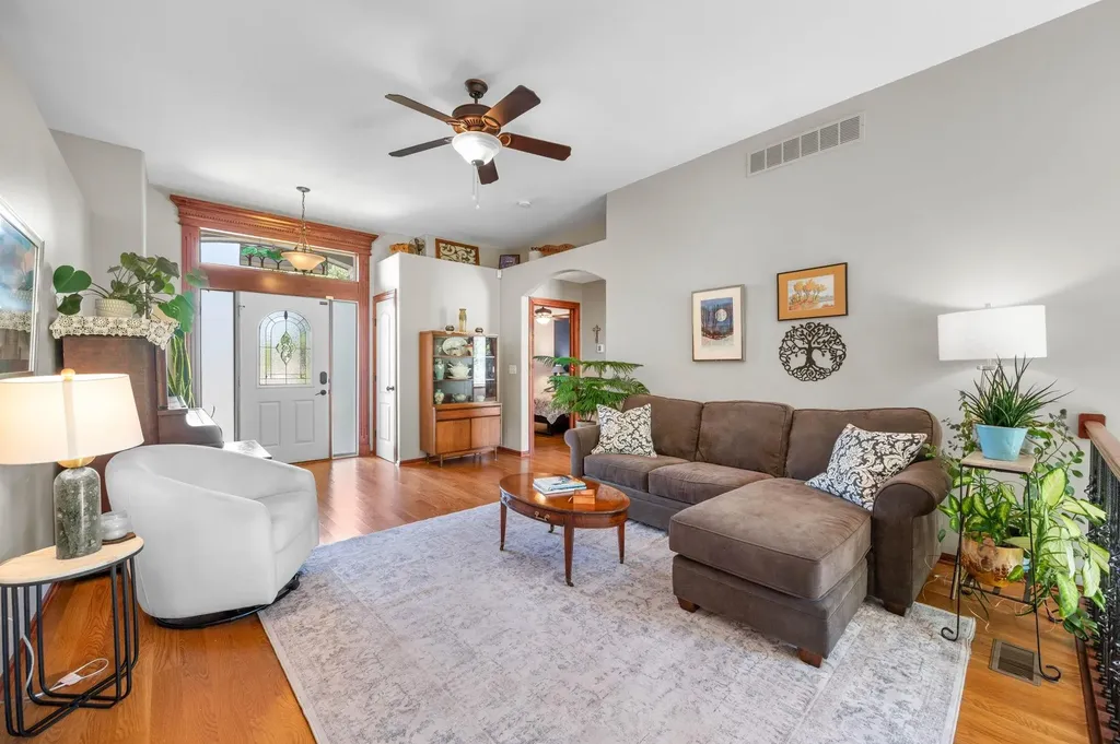 438 S Fawnwood Street Wichita KS 67235