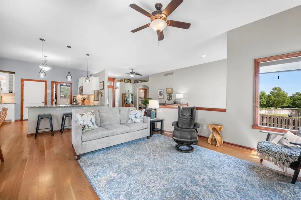 438 S Fawnwood Street Wichita KS 67235