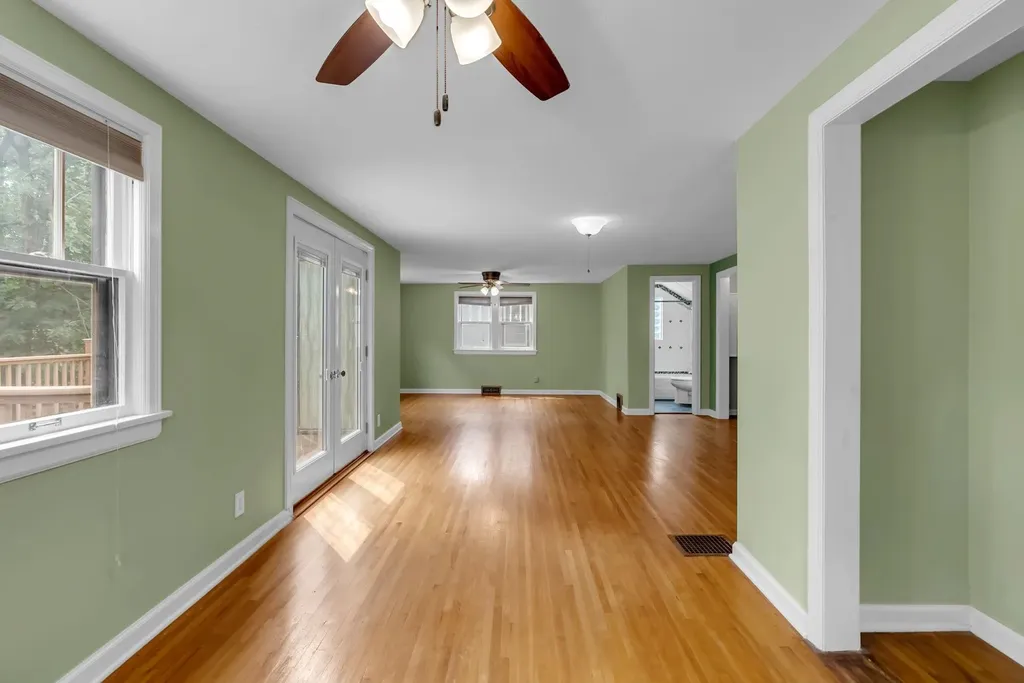 1512 N Woodrow Avenue Wichita KS 67203