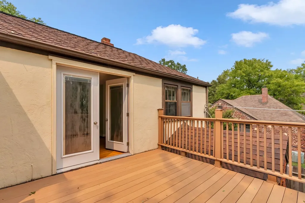 1512 N Woodrow Avenue Wichita KS 67203