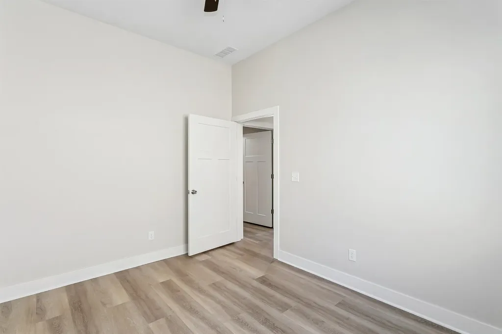1640 E Appleton Street Valley Center KS 67147