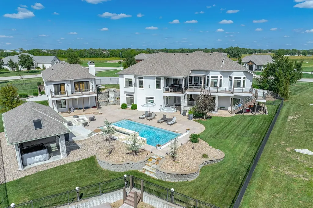 2901 W Crystal Beach Street Wichita KS 67204
