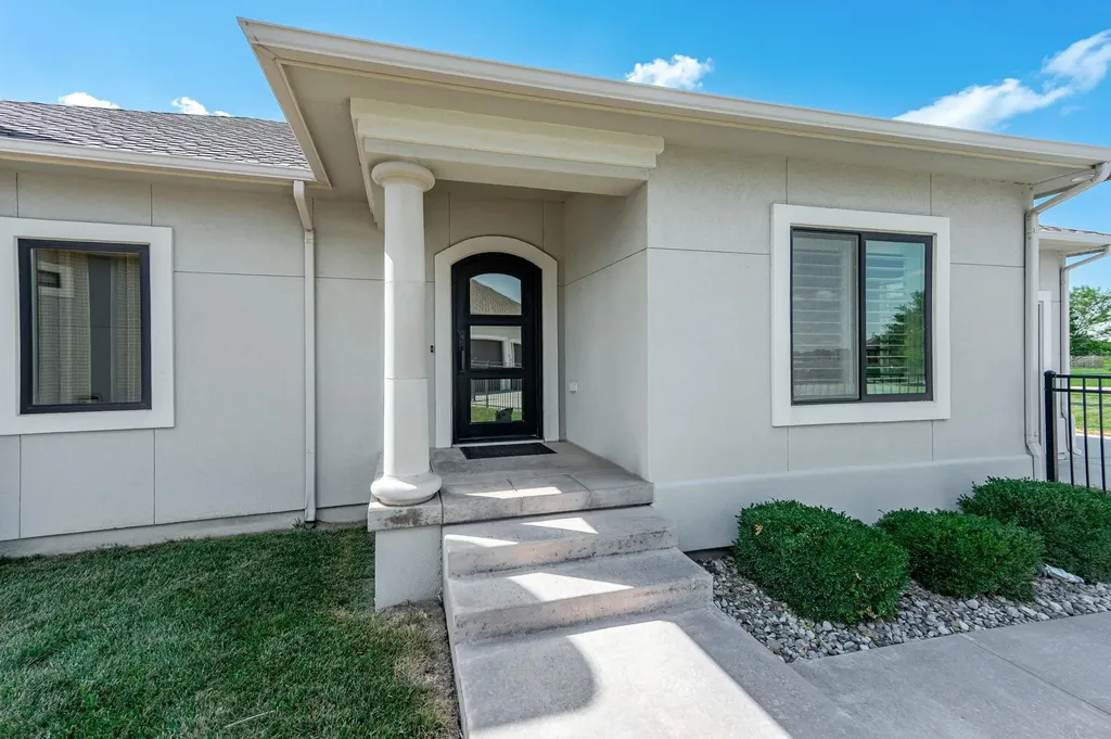 2901 W Crystal Beach Street Wichita KS 67204