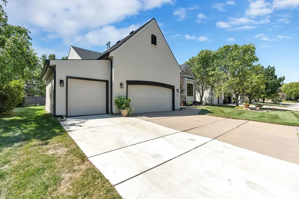 1337 N White Tail Court Wichita KS 67206
