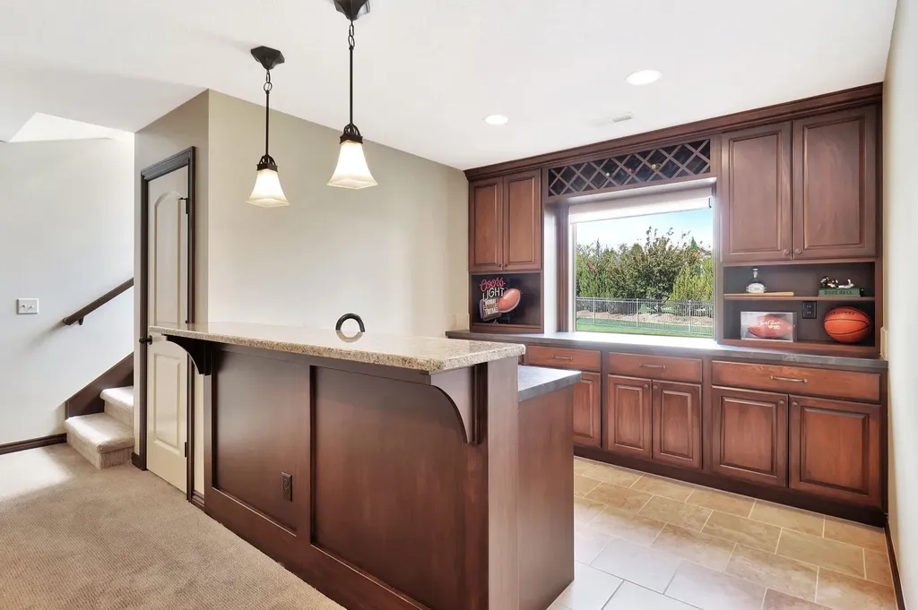 116 N Fawnwood Street Wichita KS 67235