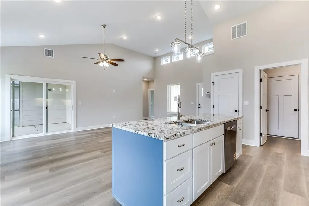 4422 N Sunny Court Wichita KS 67205