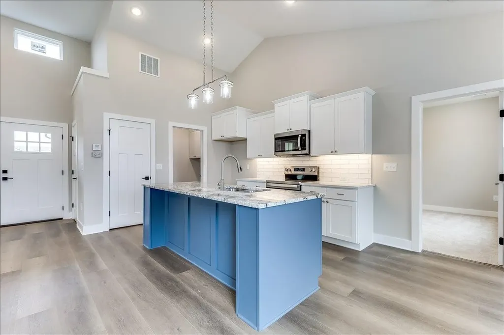 4422 N Sunny Court Wichita KS 67205