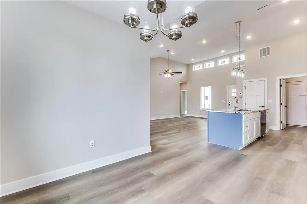 4422 N Sunny Court Wichita KS 67205
