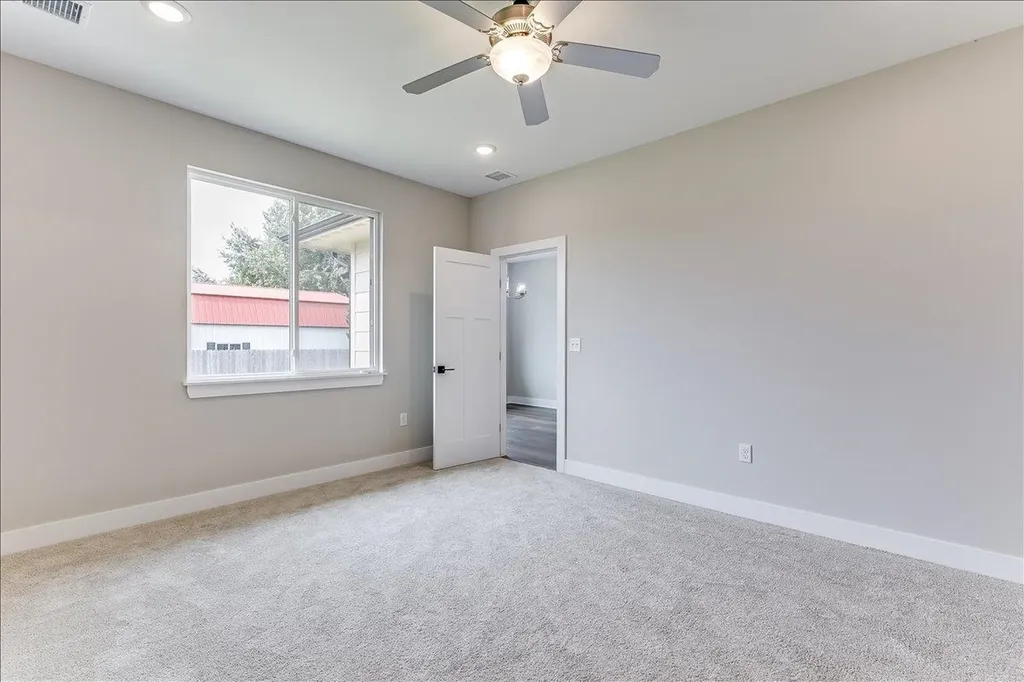 4422 N Sunny Court Wichita KS 67205