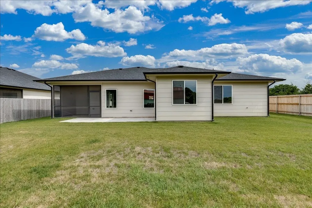 4422 N Sunny Court Wichita KS 67205