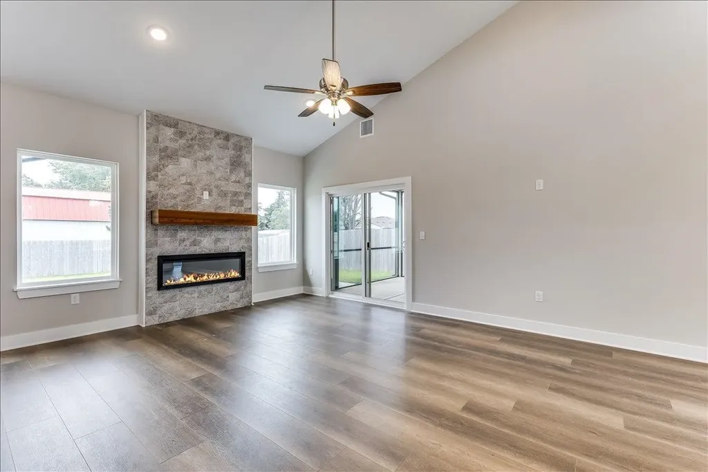 4422 N Sunny Court Wichita KS 67205