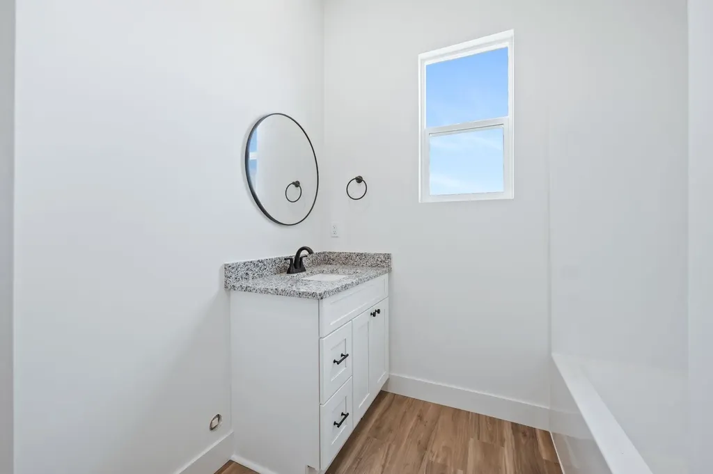 519 E Elmwood Street Park City KS 67147