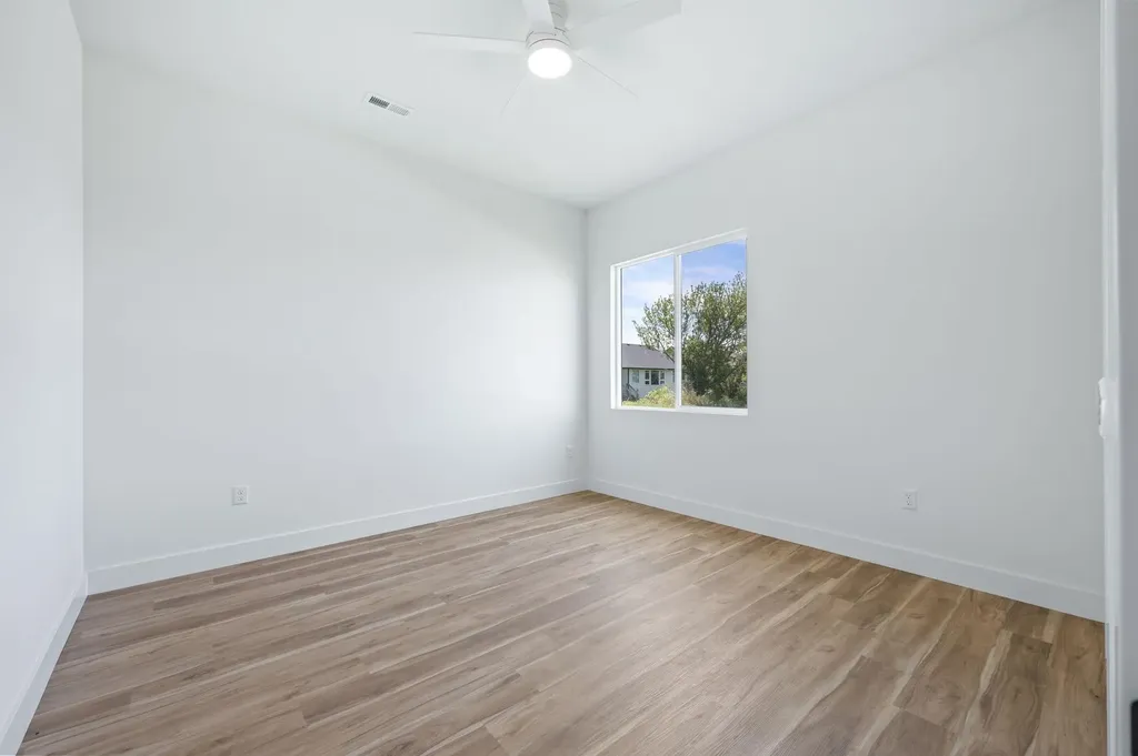 519 E Elmwood Street Park City KS 67147
