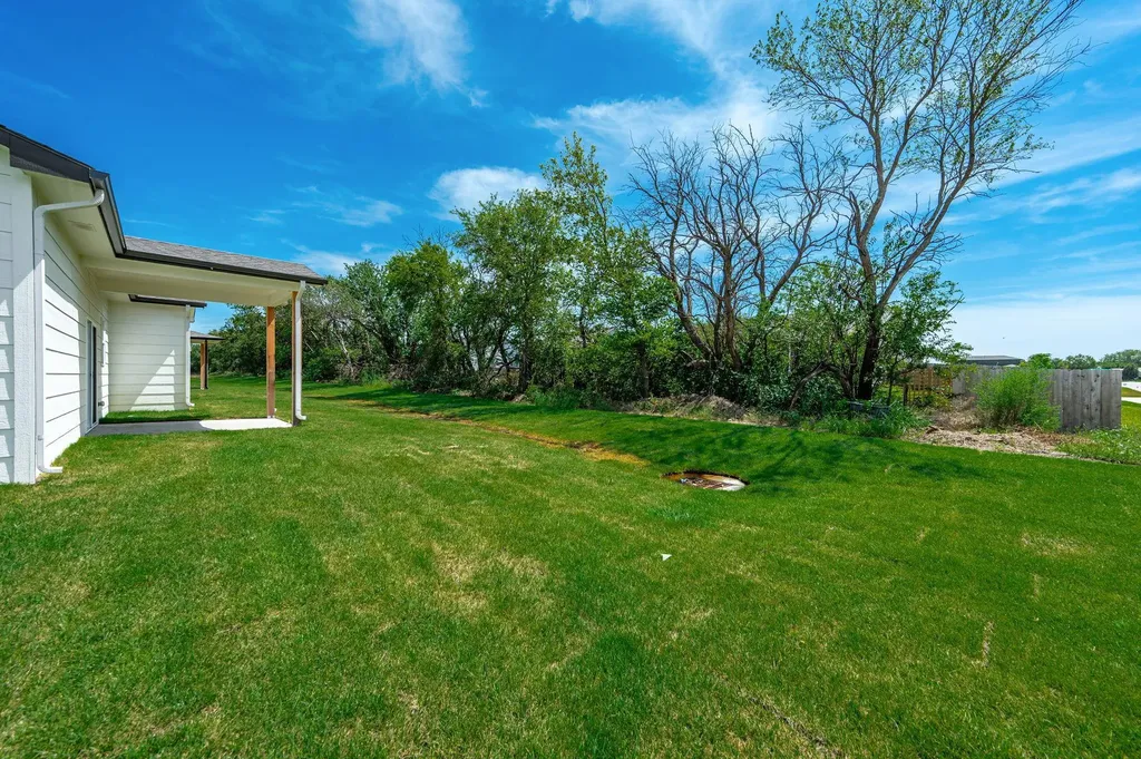 519 E Elmwood Street Park City KS 67147