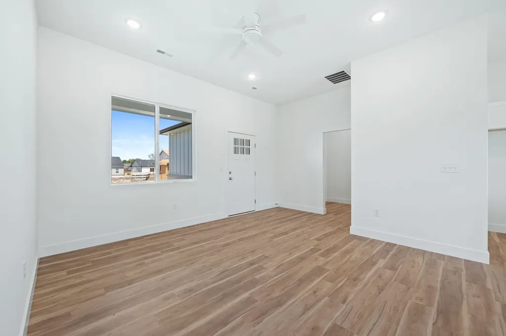 519 E Elmwood Street Park City KS 67147