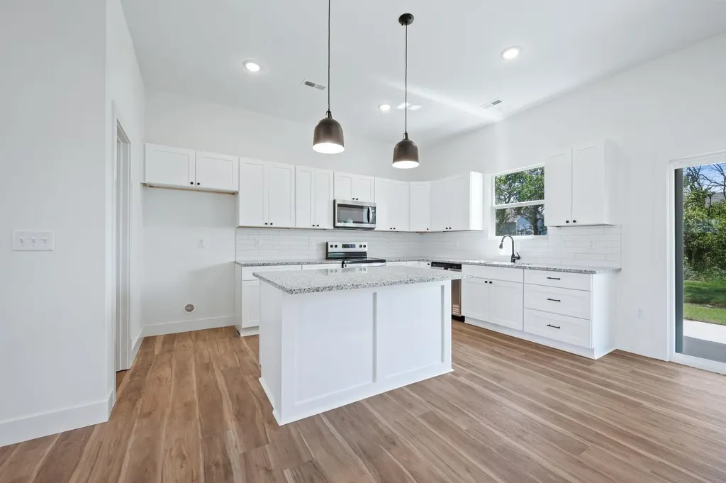 519 E Elmwood Street Park City KS 67147
