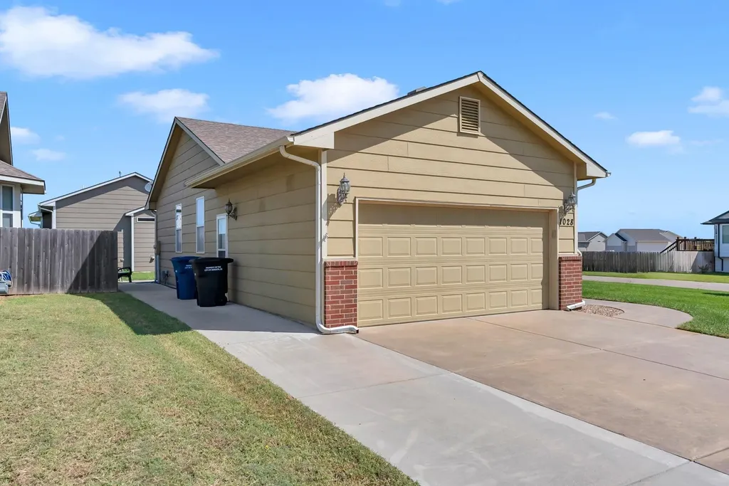 1028 Bedell Road Augusta KS 67010