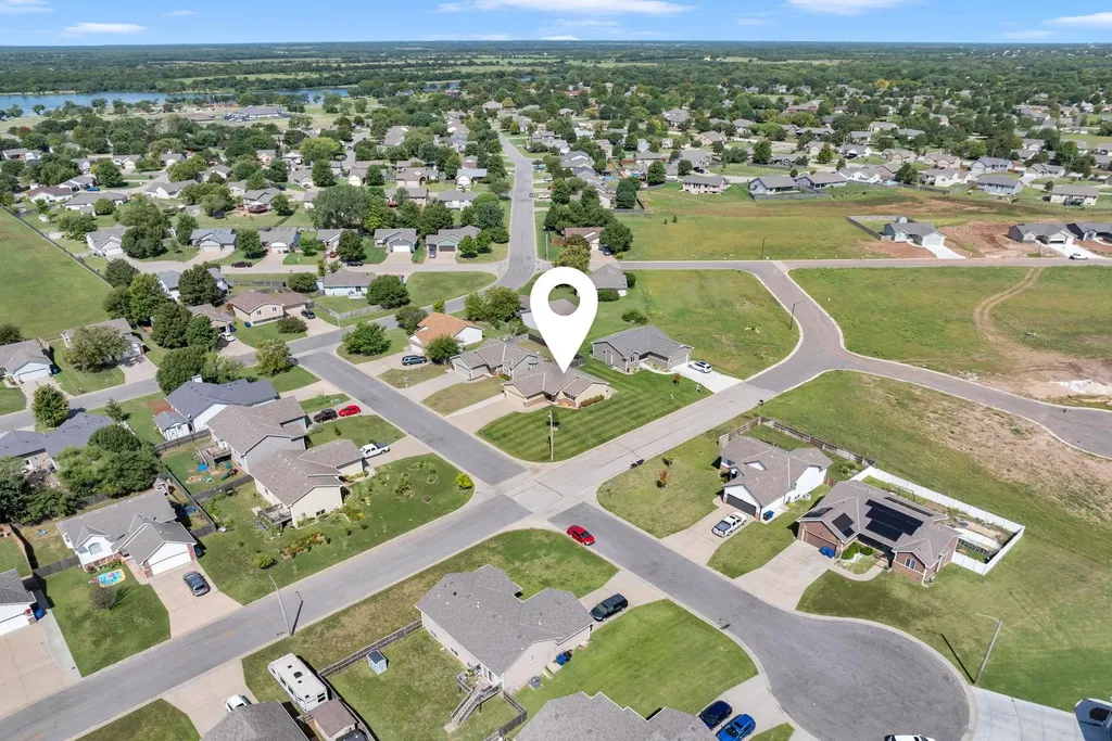 1028 Bedell Road Augusta KS 67010