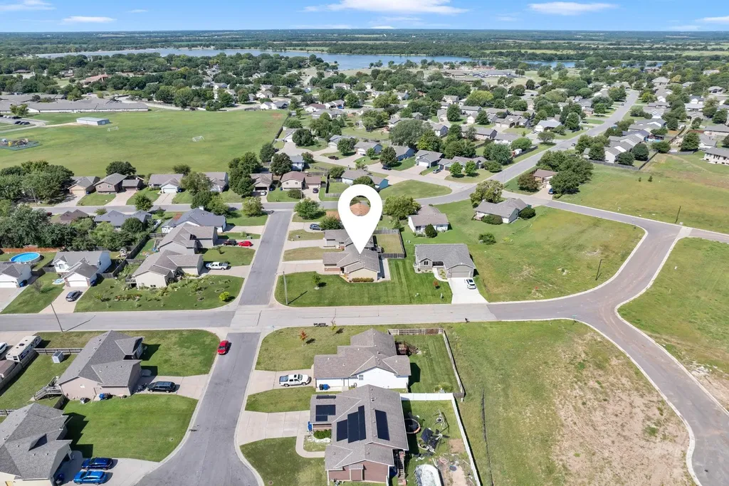 1028 Bedell Road Augusta KS 67010