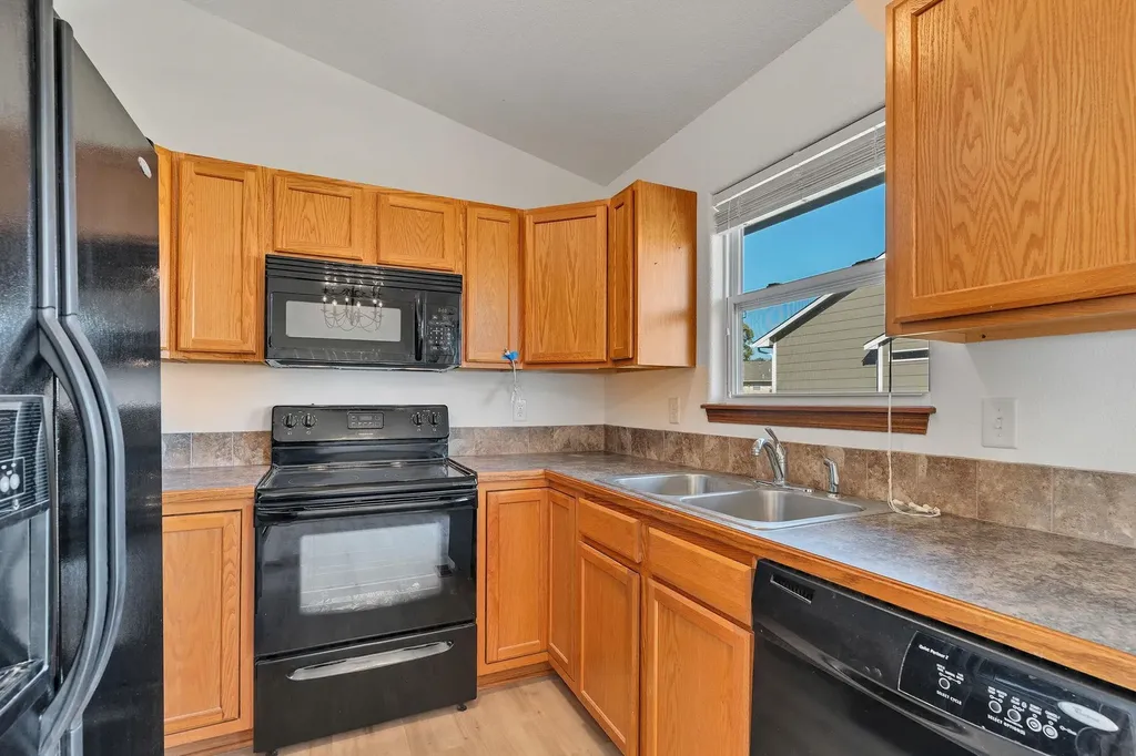 1028 Bedell Road Augusta KS 67010