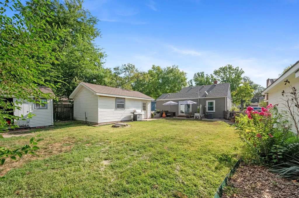 131 S Bleckley Wichita KS 67218