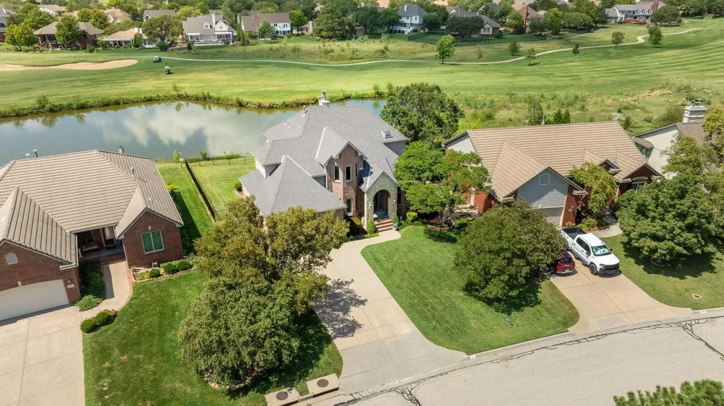 4311 N Spyglass Circle Wichita KS 67226