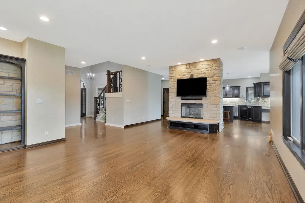 4311 N Spyglass Circle Wichita KS 67226