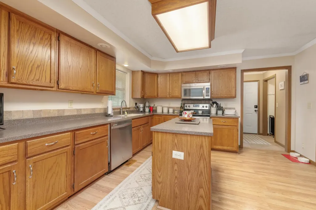 1313 N H Street Wellington KS 67152