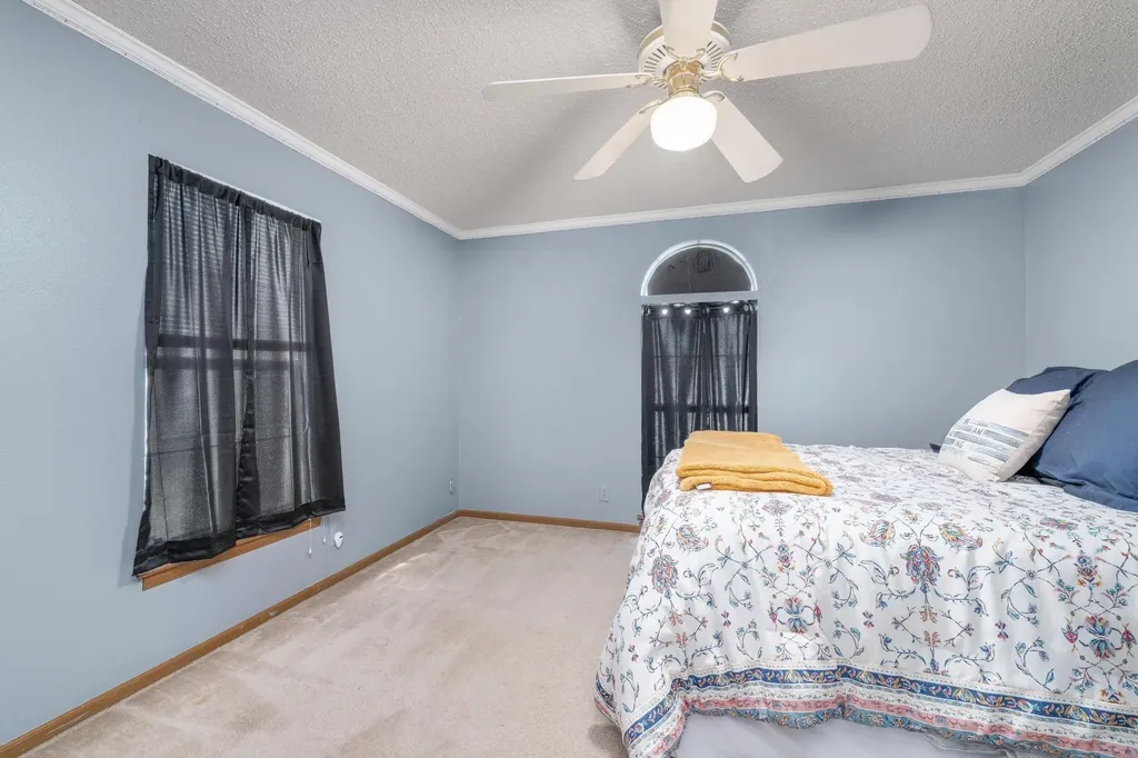 1313 N H Street Wellington KS 67152