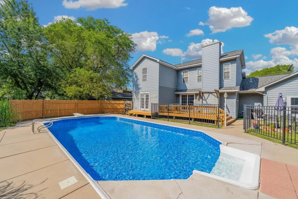 1313 N H Street Wellington KS 67152