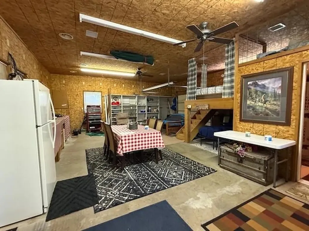 18510 N Westside Drive Erie KS 66733