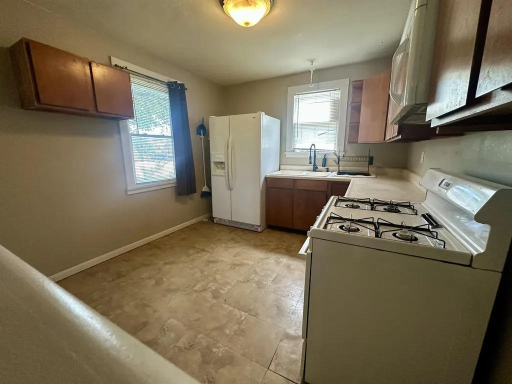 4636 E Harry Street Wichita KS 67218