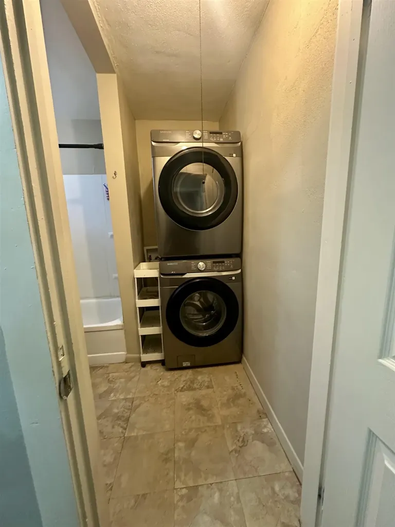 4636 E Harry Street Wichita KS 67218