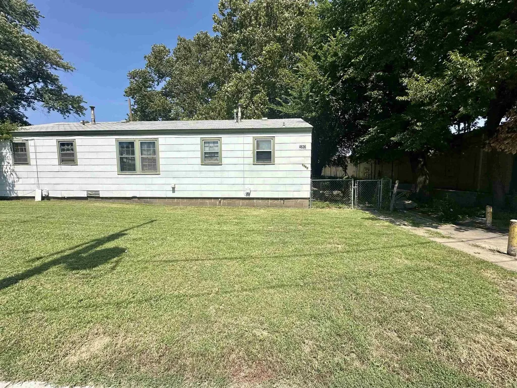 4636 E Harry Street Wichita KS 67218