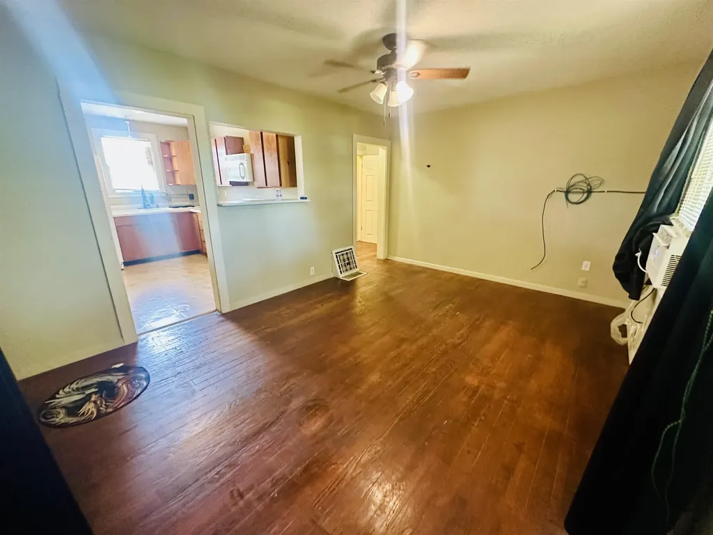 4636 E Harry Street Wichita KS 67218