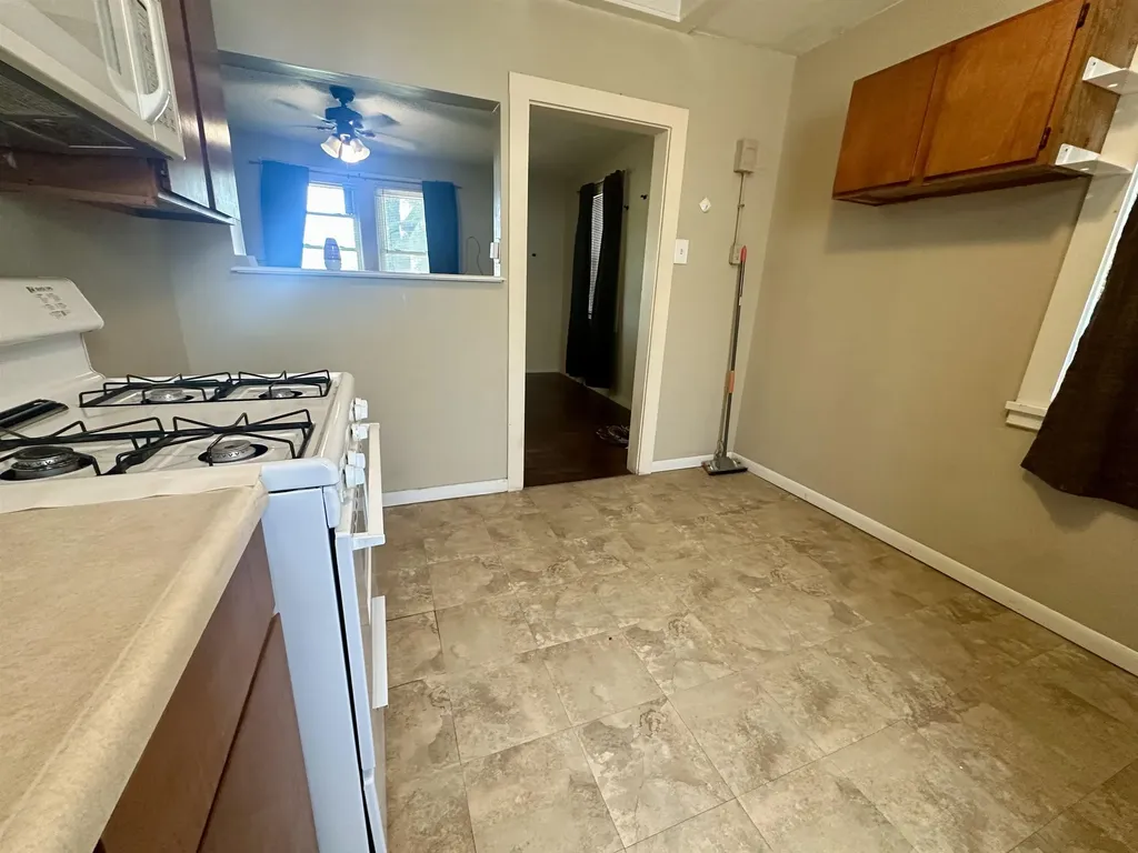4636 E Harry Street Wichita KS 67218