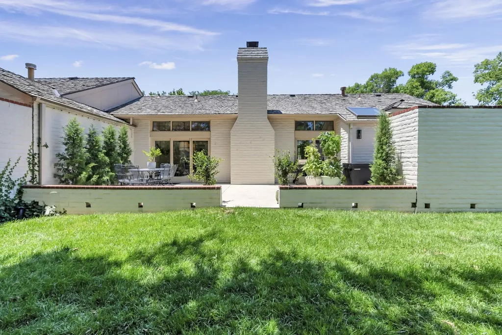 1440 N Gatewood Wichita KS 67206