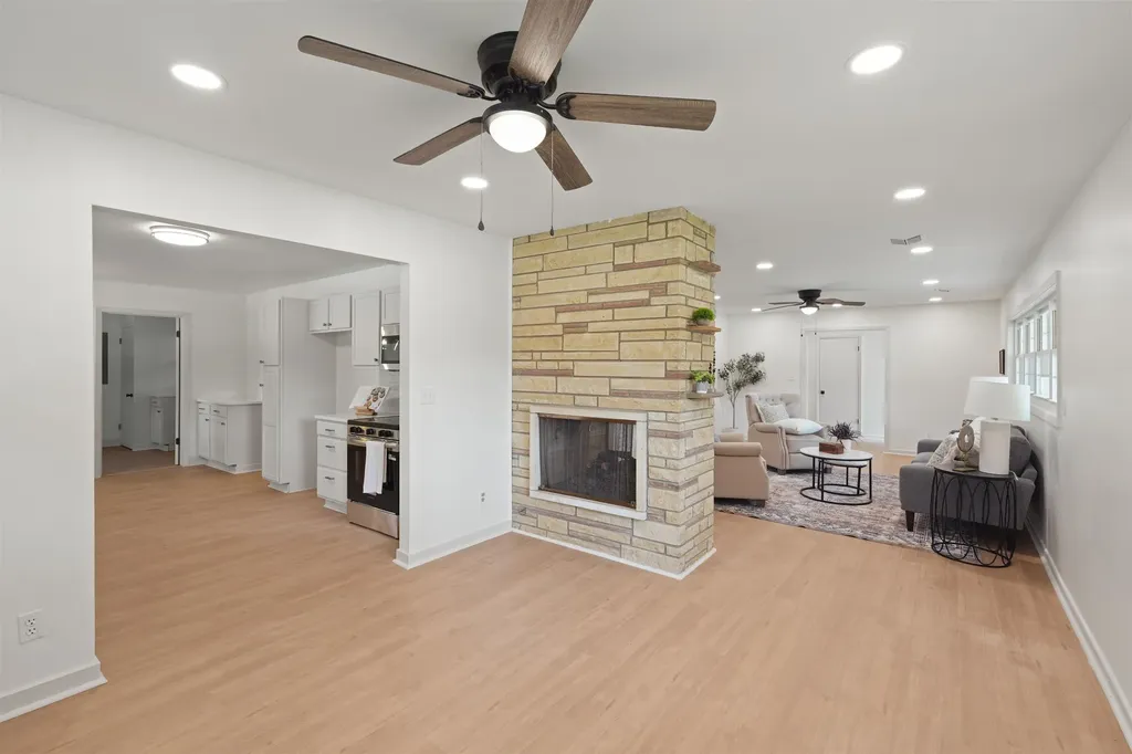 6102 E Jacqueline Wichita KS 67208