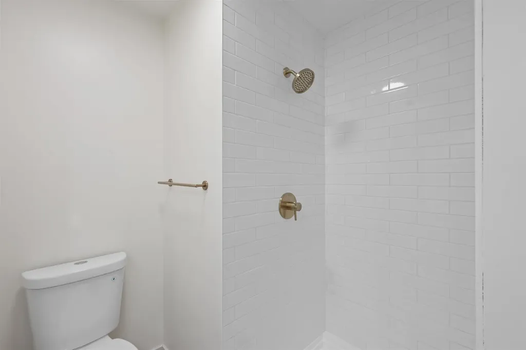 6102 E Jacqueline Wichita KS 67208