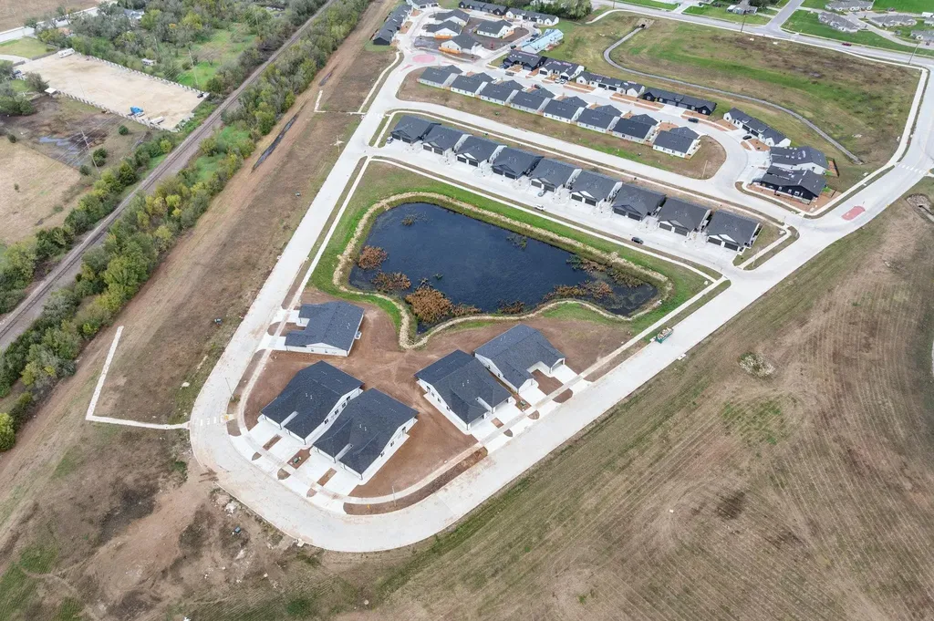 843 S Wybern Street Valley Center KS 67147-8977